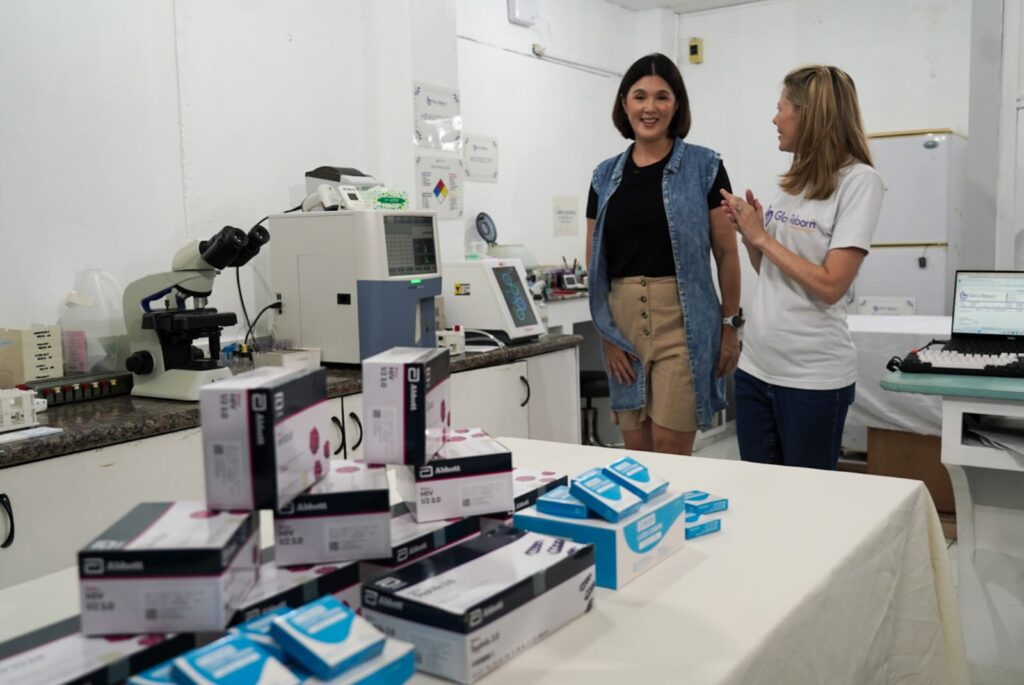 Senator Pia Cayetano at the Glory Reborn Clinic in Cebu City